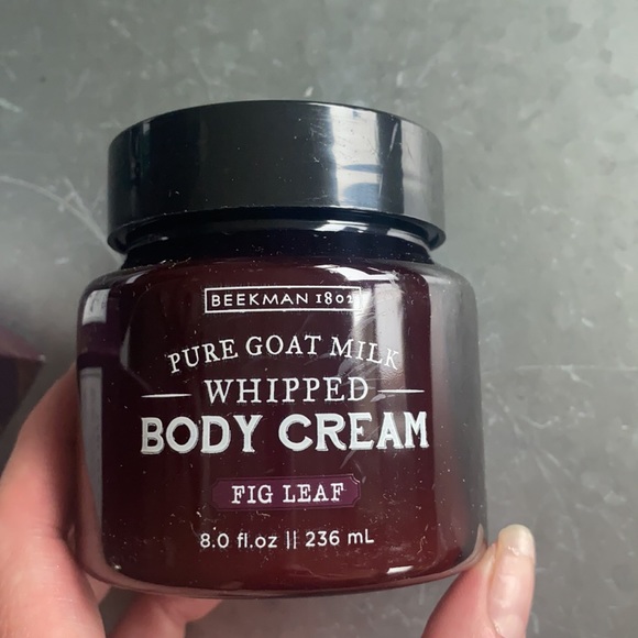 Beekman whipped body cream in fig leaf - Picture 7 of 8